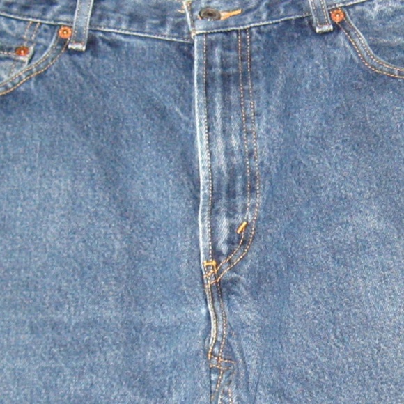 VINTAGE LEVI STRAUSS 505 MEDIUM WASH 36 X 36 - Picture 3 of 4